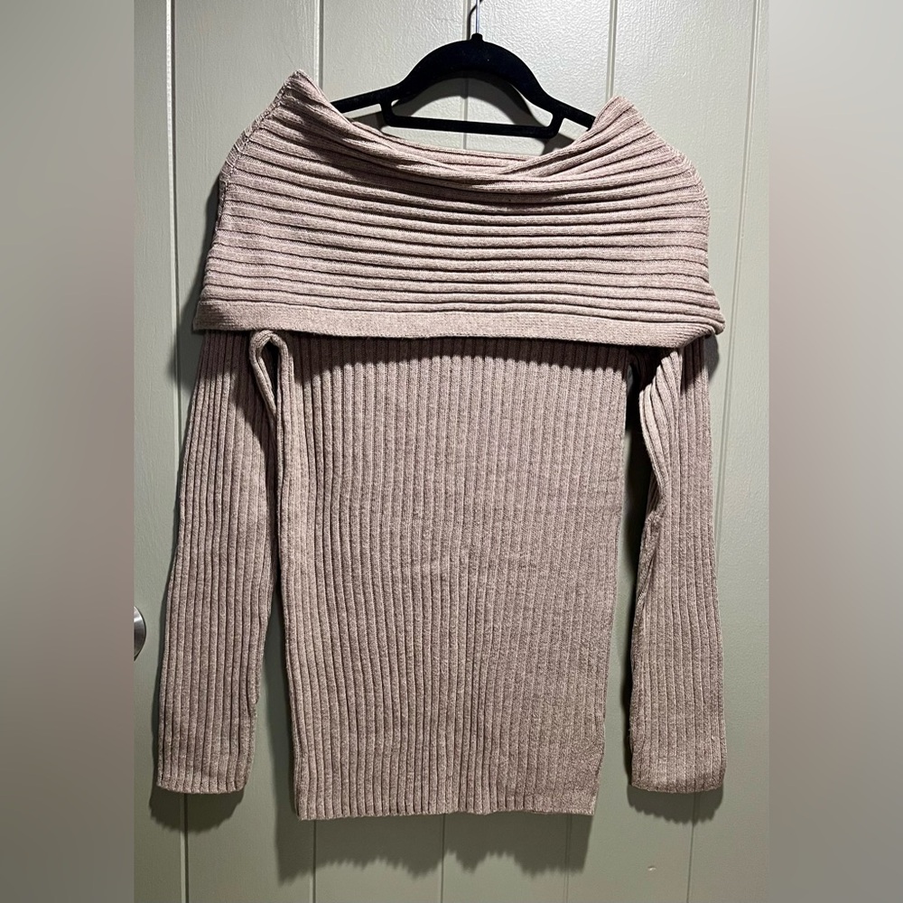 Limited Off-Shoulder Sweater Taupe Women’s M NWT